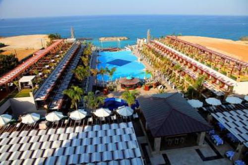 Cratos Premium Hotel Girne