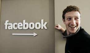 Popüler sosyal ağ facebook on yaşına giriyor