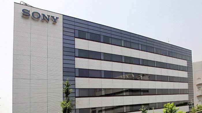 Sony’nin zararından sonra ilk kurulduğu merkez binayı satma kararı aldı
