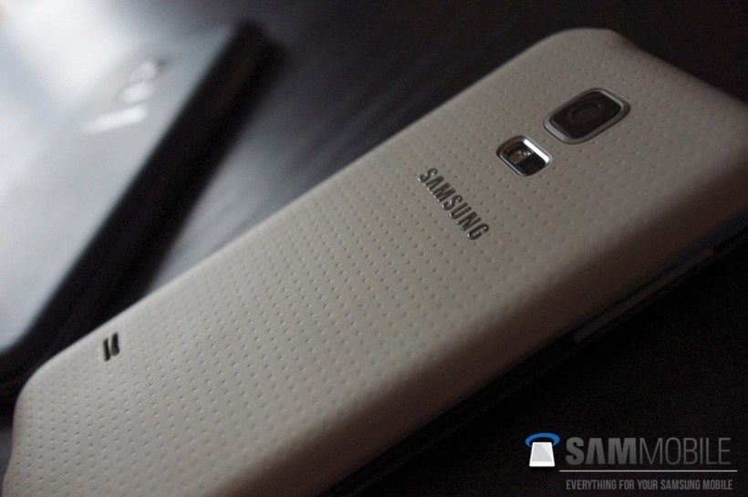 samsung-galaxy-s5-mini-gorsel-ve-bilgi-olarak-sizmaya-basladi_1