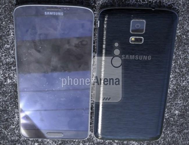 Samsung Galaxy F ‘nin metal kasasının bir resmi daha çıktı.