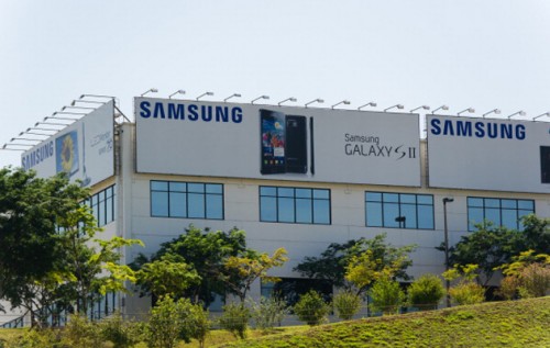 Brezilya Sao Paulo yakınlarındaki Samsung fabrikasına inanılmaz bir soygun gerçekleştirildi.